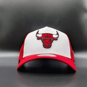 Casquette New Era Chicago Bulls Trucker rouge et blanche vue 1